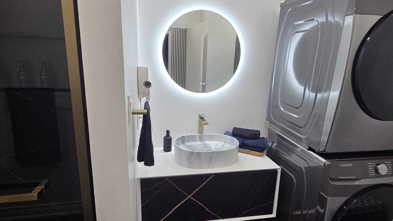 Photo of Bathroom in Dean Park