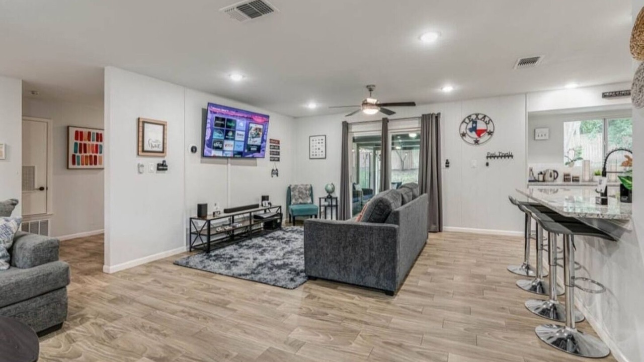 Photo of Livingroom in Wetmore