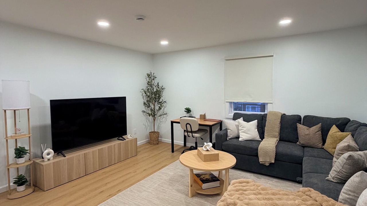 Photo of Livingroom in Passaic