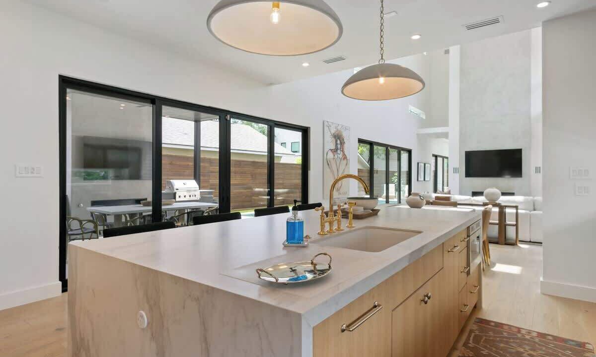 Photo of Kitchen in Knox - Henderson