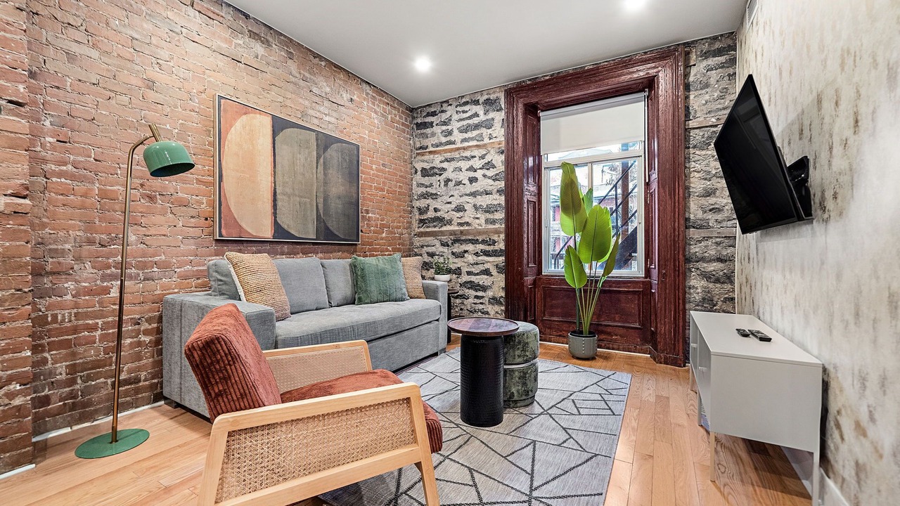 Photo of Livingroom in Latin Quarter
