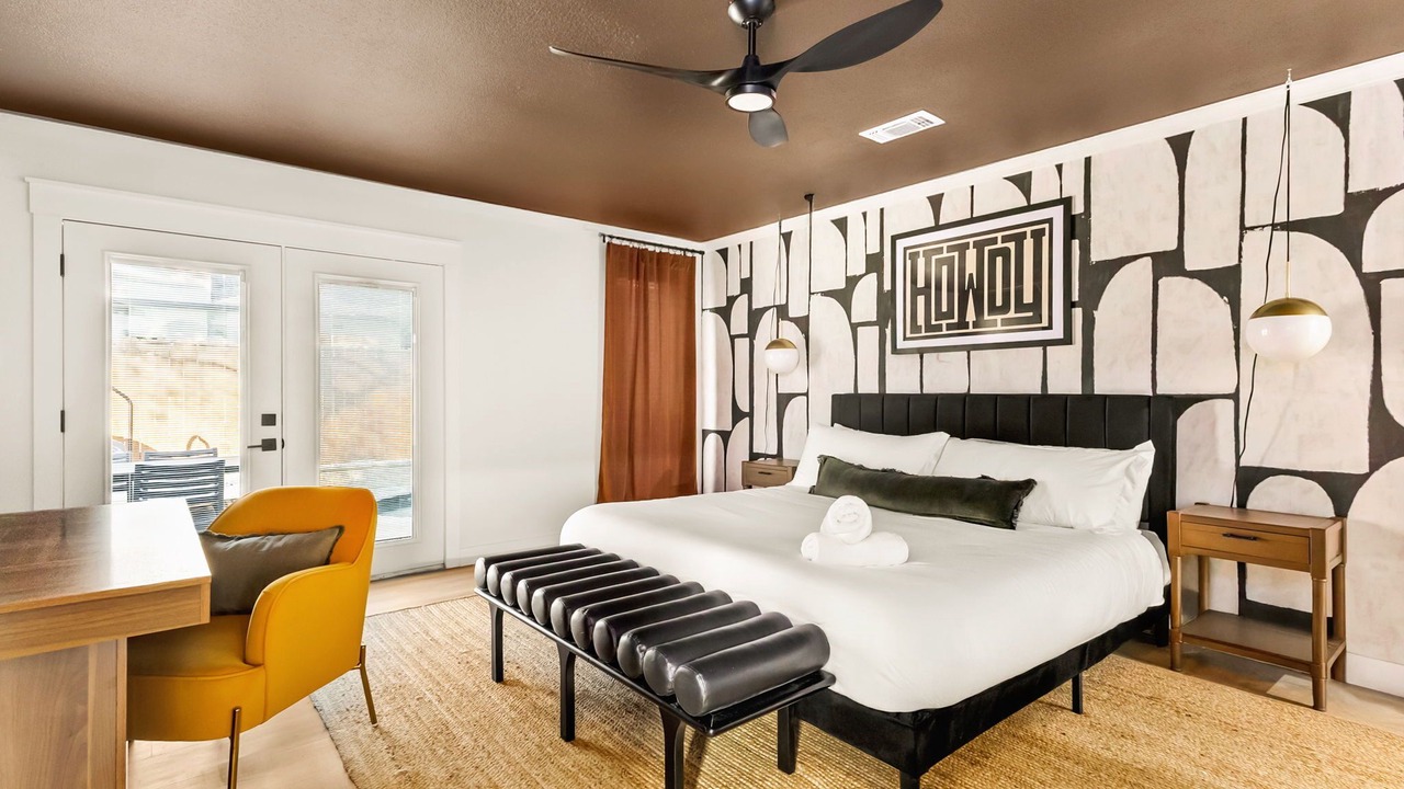 Photo of Bedroom in North Central Thousand Oaks