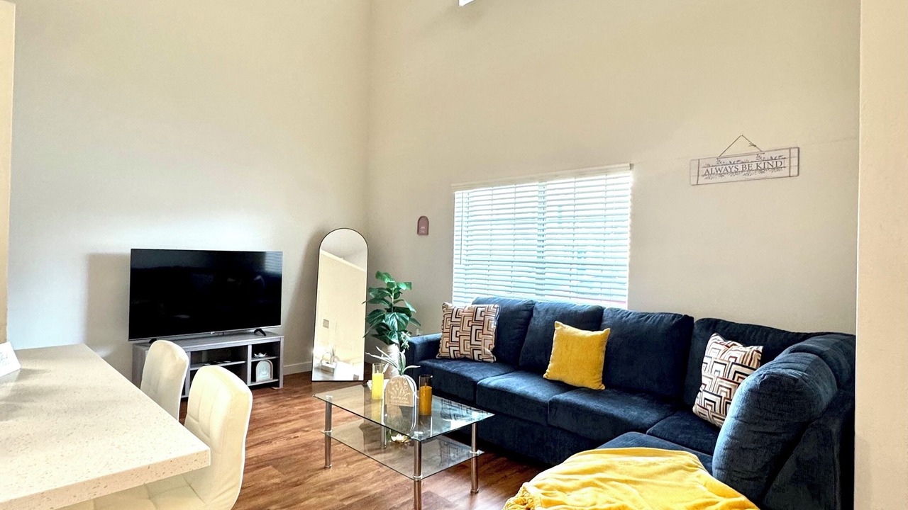 Photo of Livingroom in Chinatown