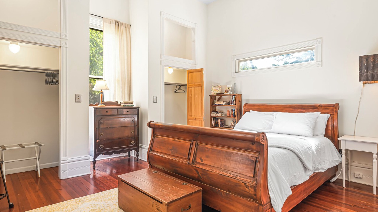 Photo of Bedroom in Kirkwood