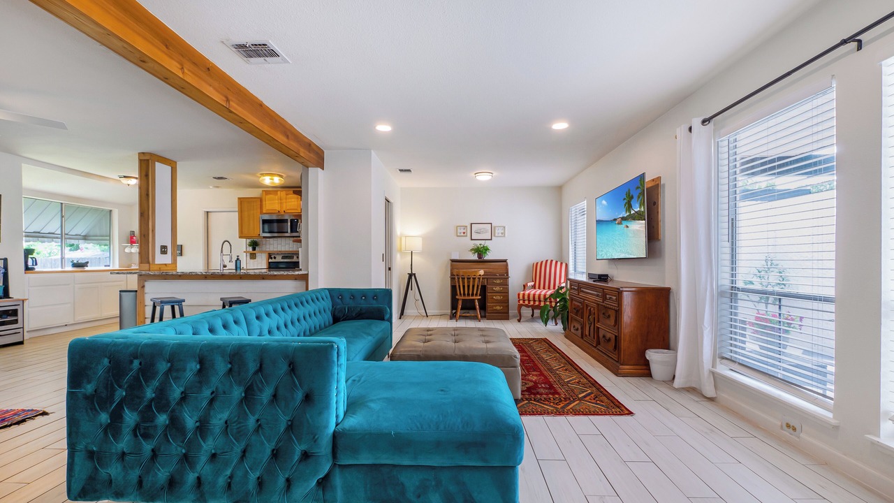 Photo of Livingroom in Live Oak