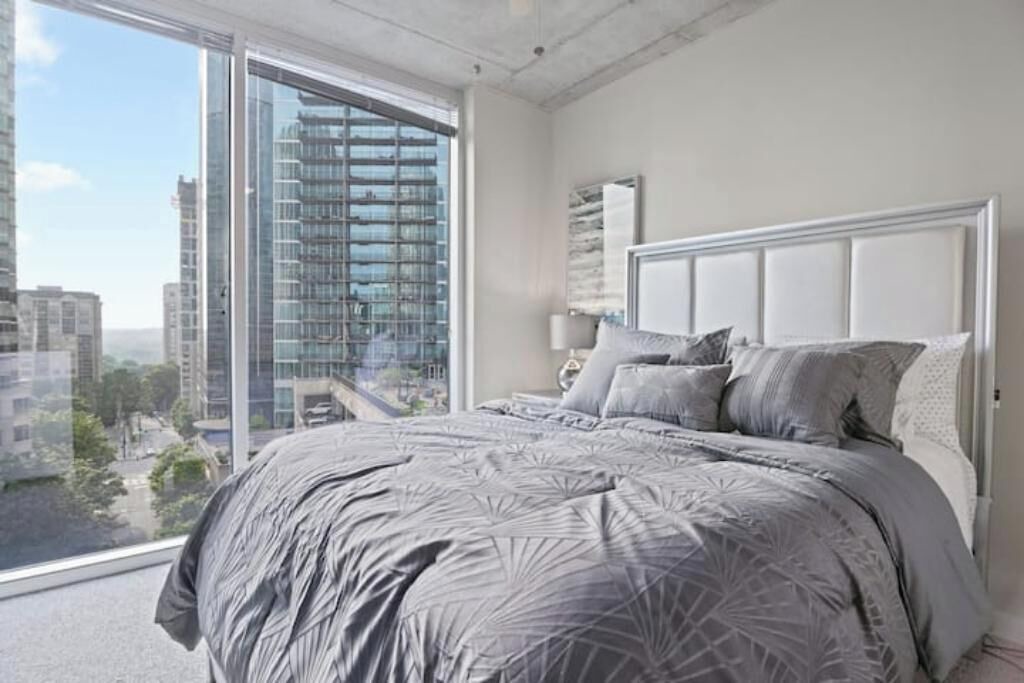 Photo of Bedroom in Midtown