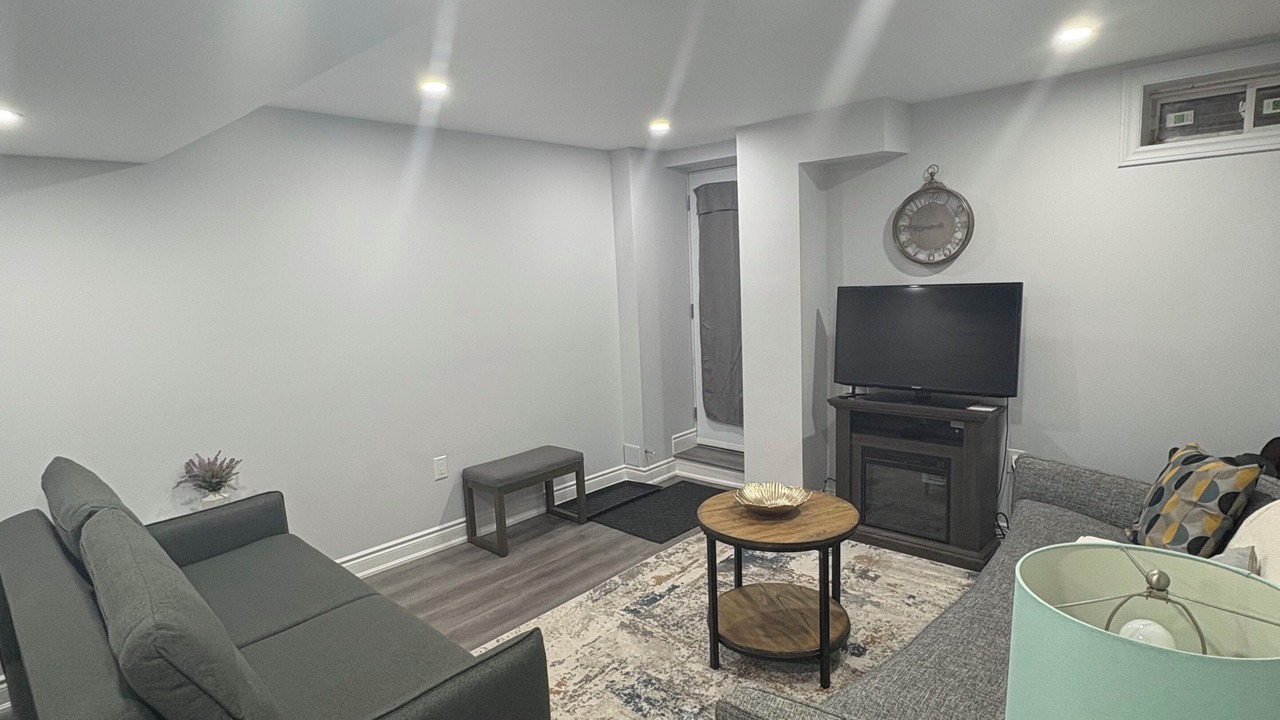 Photo of Livingroom in Milton
