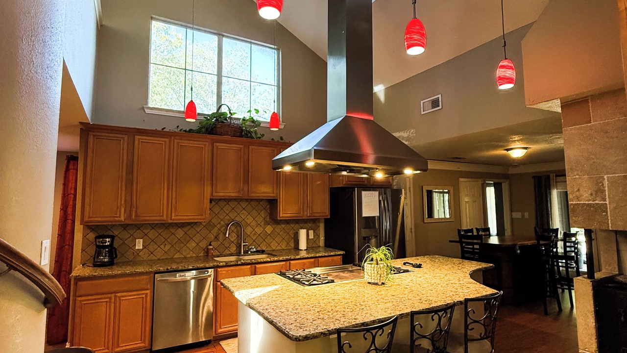 Photo of Kitchen in Highland Village