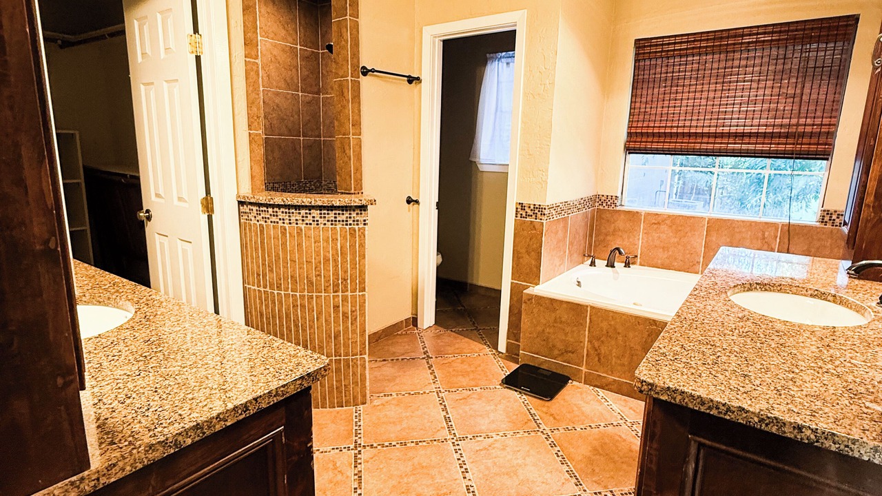 Photo of Bathroom in Highland Village