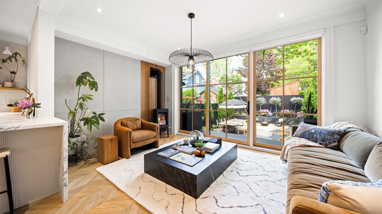 Photo of Livingroom in The Beaches