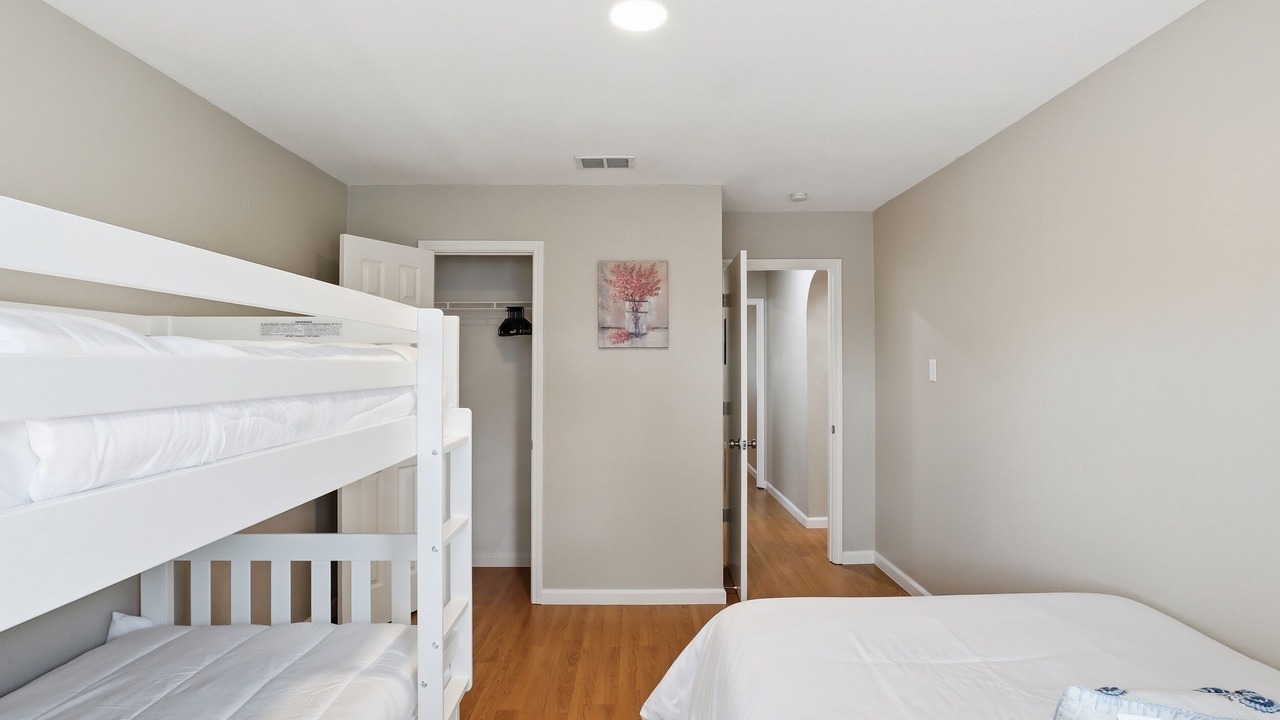 Photo of Bedroom in South Arlington