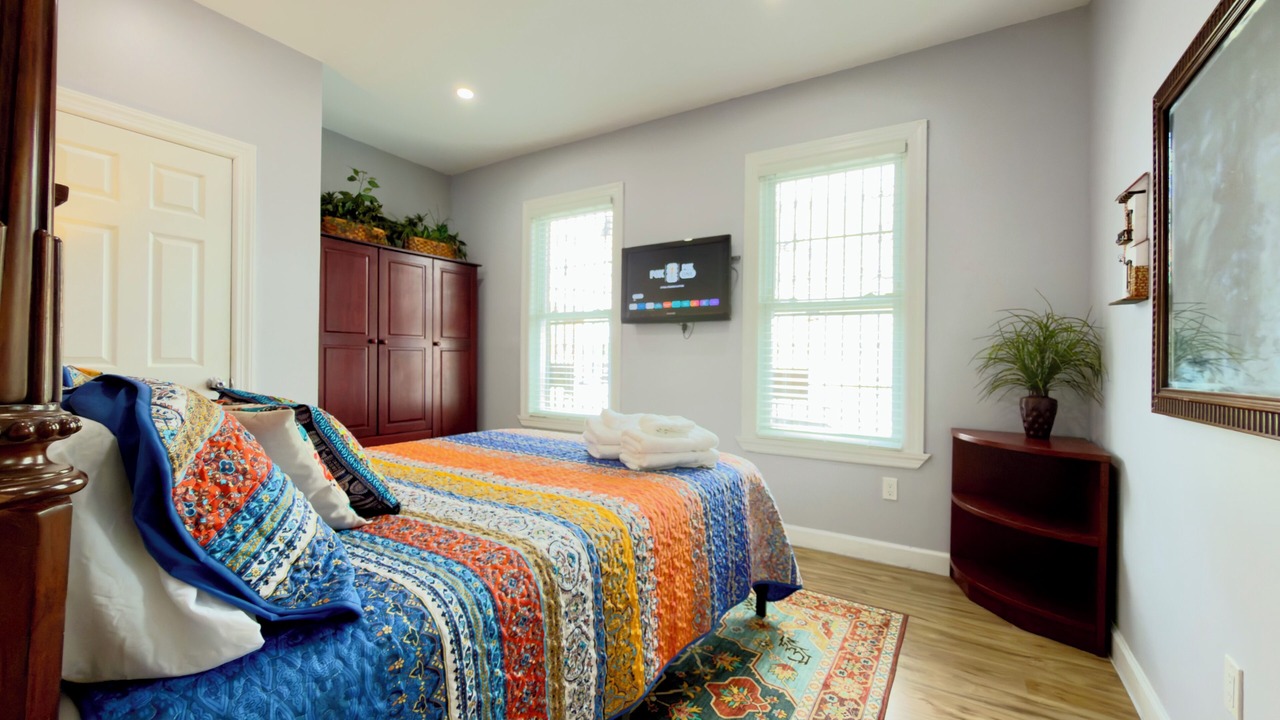 Photo of Bedroom in Forest Hill