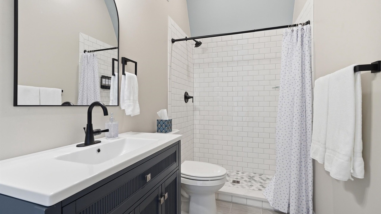 Photo of Bathroom in Pleasant Hill