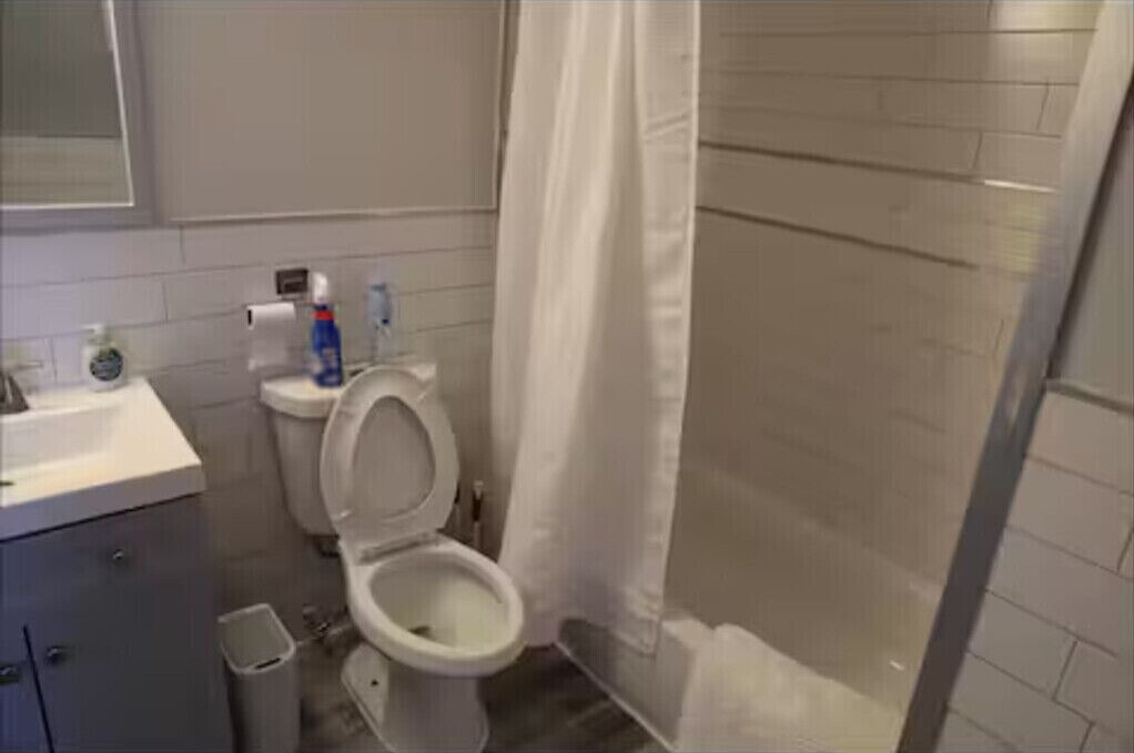 Photo of Bathroom in Forest Hill