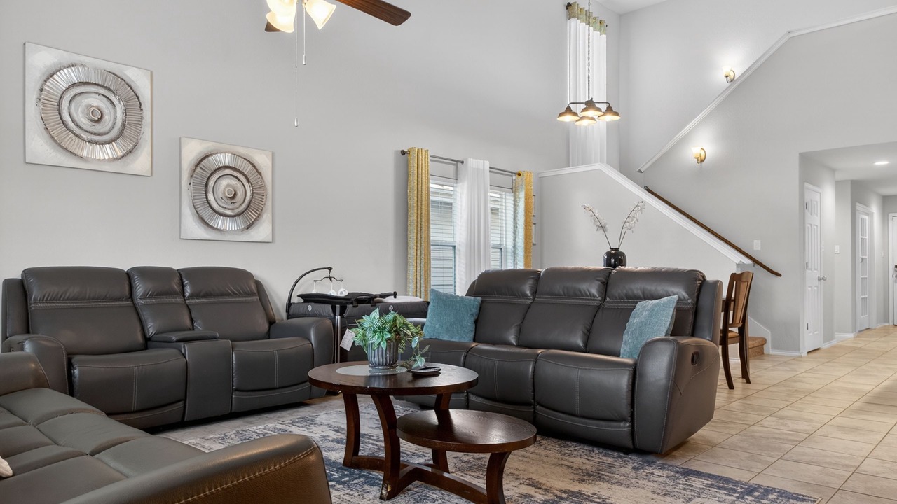 Photo of Livingroom in West San Antonio