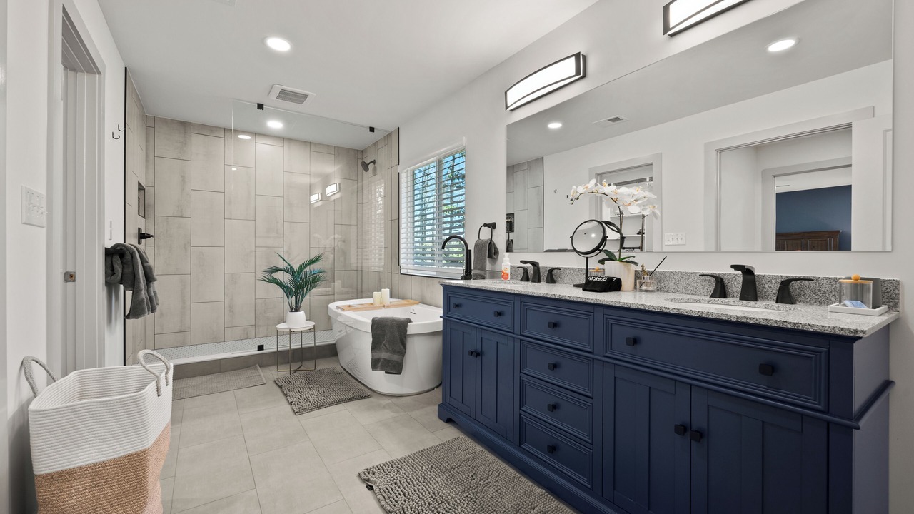 Photo of Bathroom in Mableton
