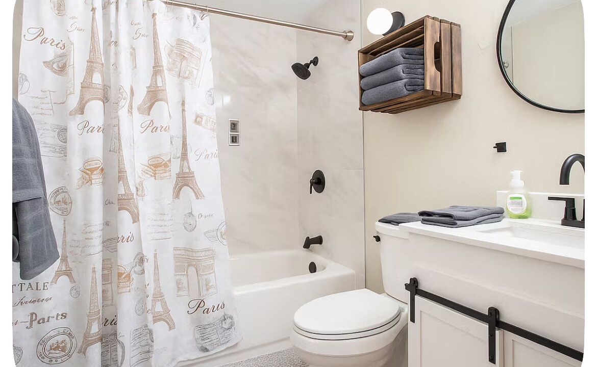 Photo of Bathroom in Southside