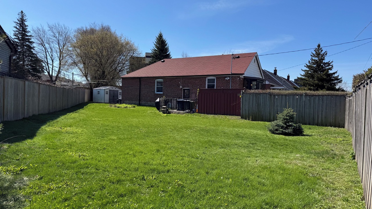 Photo of Outdoor in Oakridge