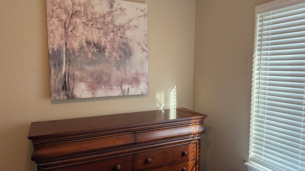 Photo of Bedroom in Blue Springs