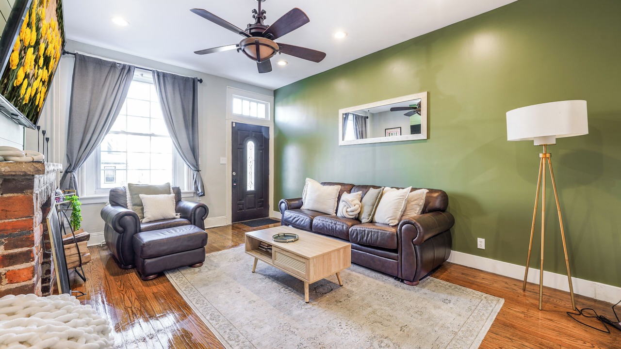 Photo of Livingroom in West Side