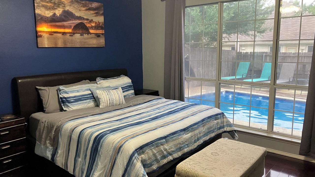 Photo of Bedroom in Lake Dallas