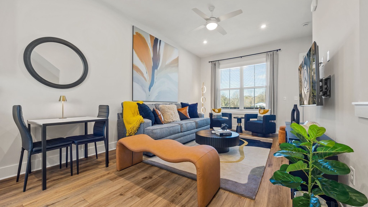Photo of Livingroom in Chosewood Park