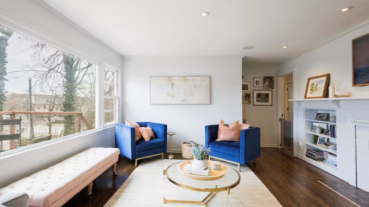 Photo of Livingroom in Prairie Village