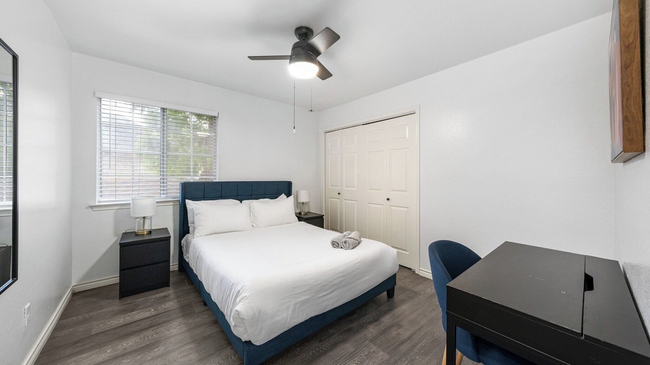 Photo of Bedroom in Grand Prairie