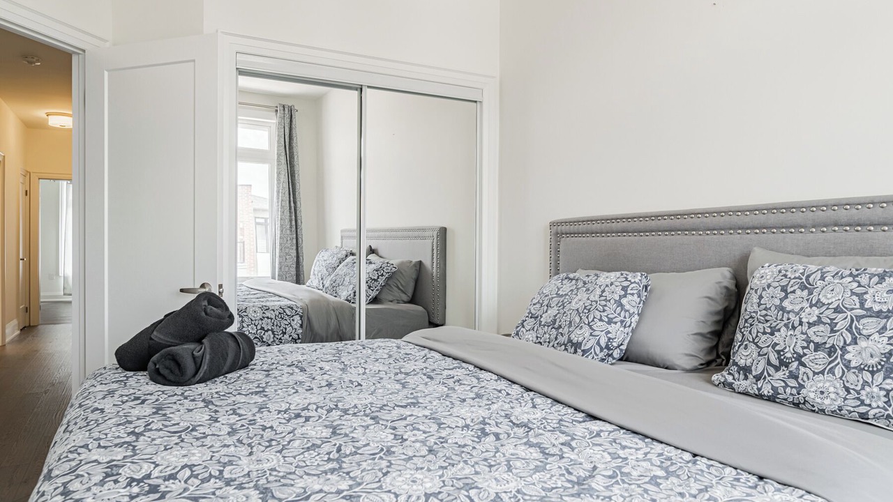 Photo of Bedroom in Oakville