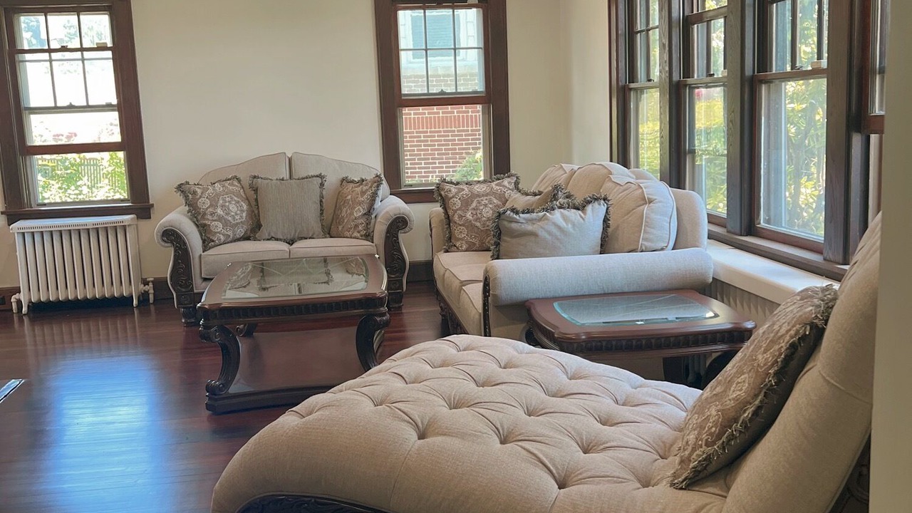 Photo of Livingroom in Belleville