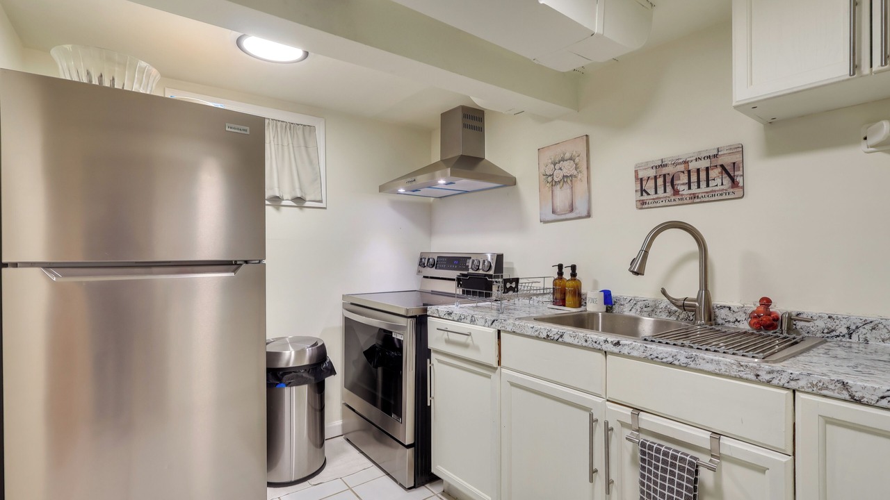 Photo of Kitchen in Teaneck