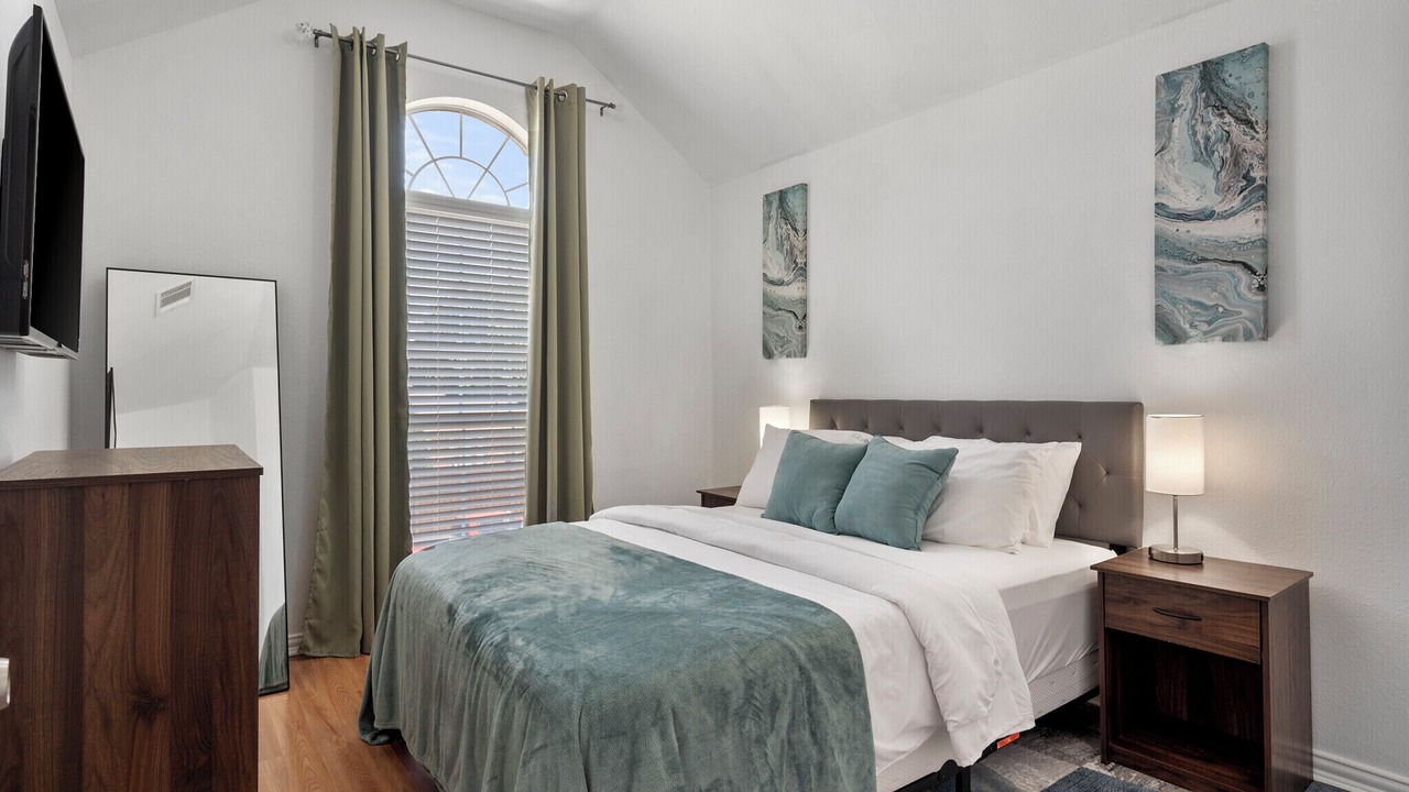 Photo of Bedroom in South Arlington