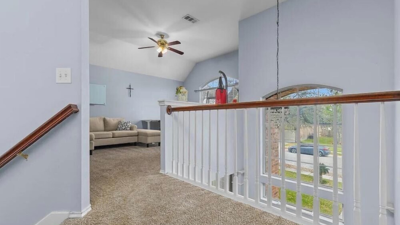 Photo of Livingroom in Stone Oak