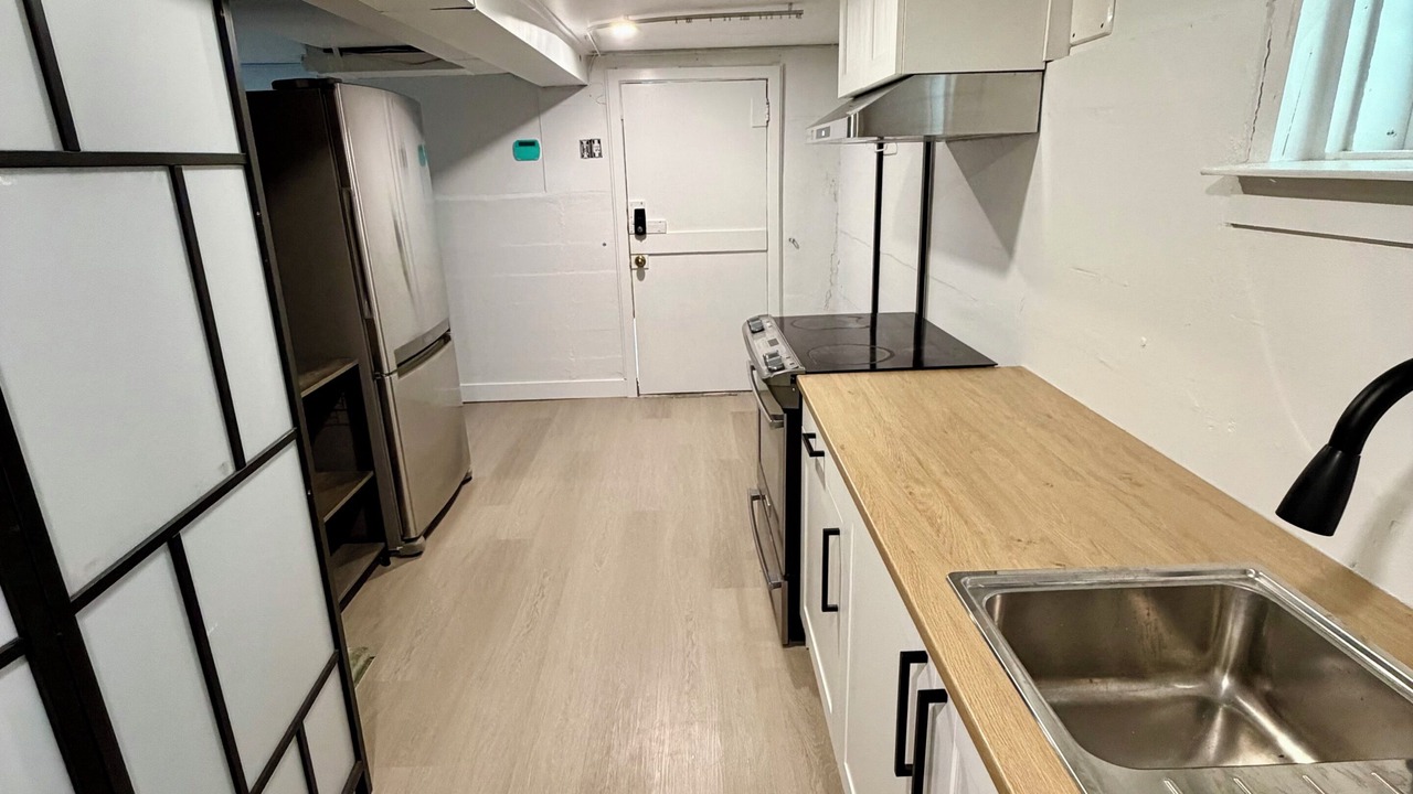 Photo of Kitchen in Renfrew-Collingwood