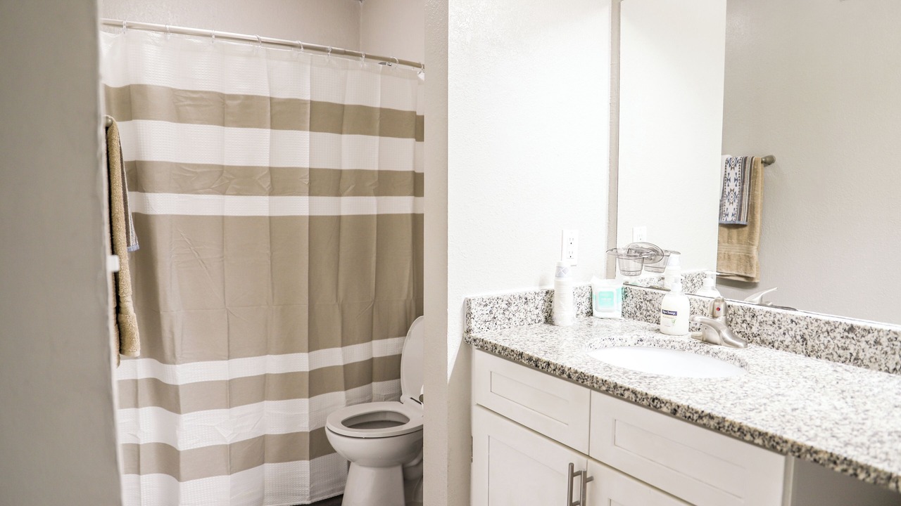 Photo of Bathroom in North Decatur