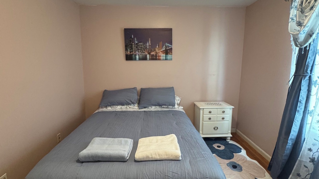 Photo of Bedroom in North Ironbound