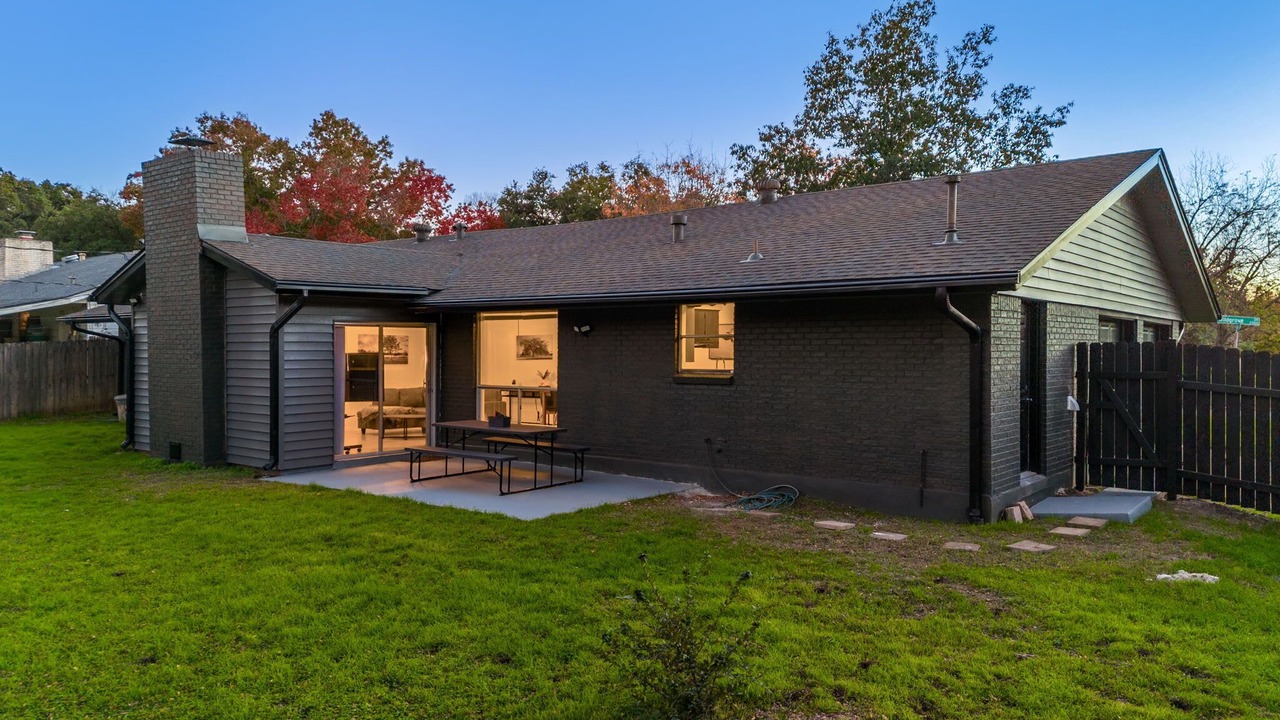 Photo of Outdoor in Barton Hills