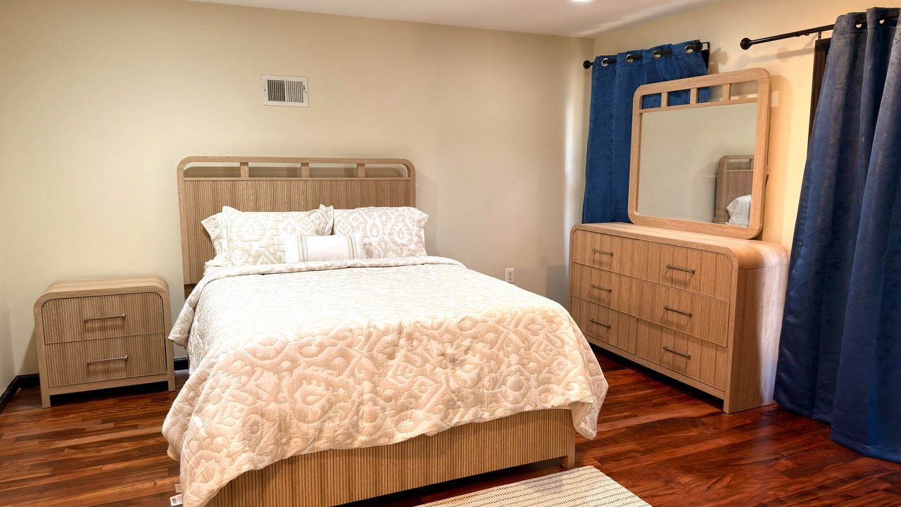 Photo of Bedroom in North Bergen