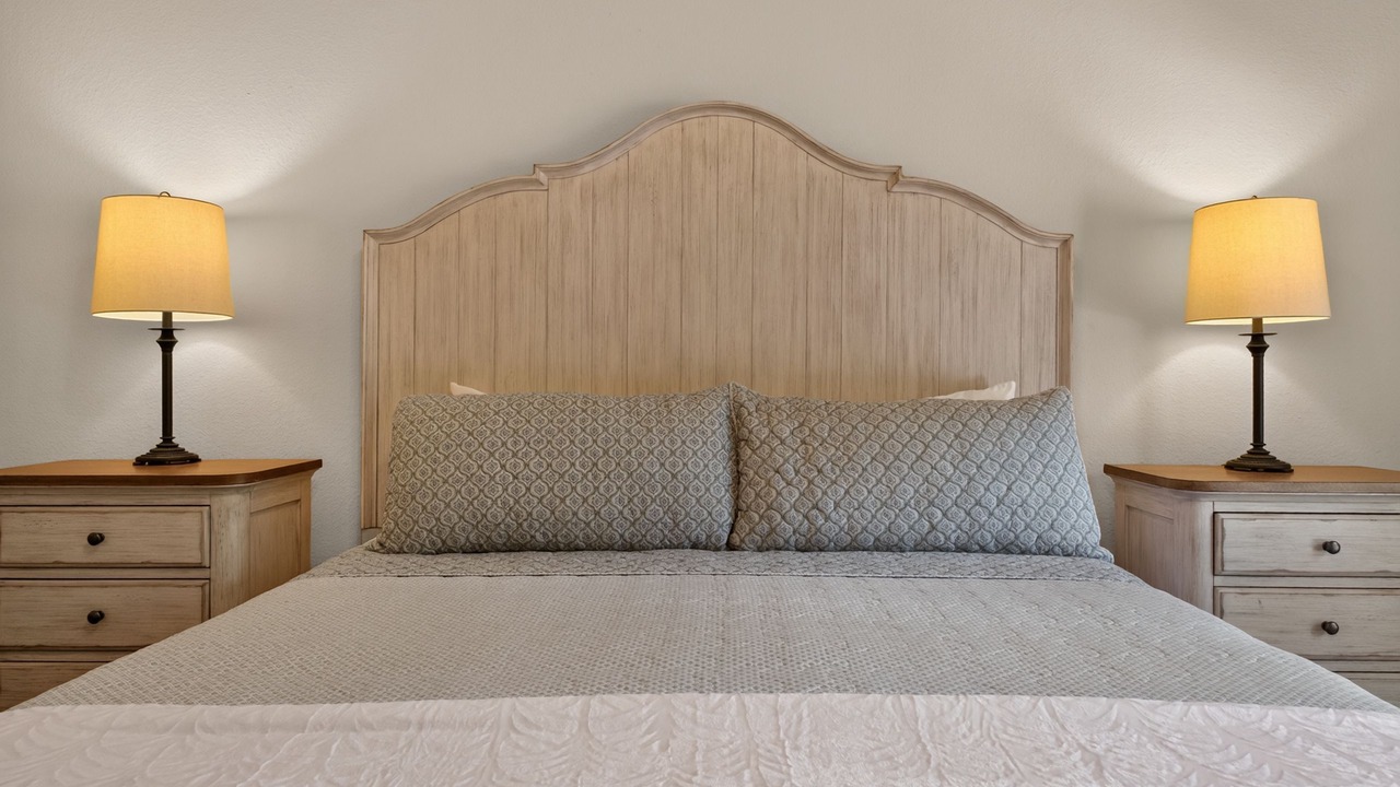 Photo of Bedroom in Point Venture
