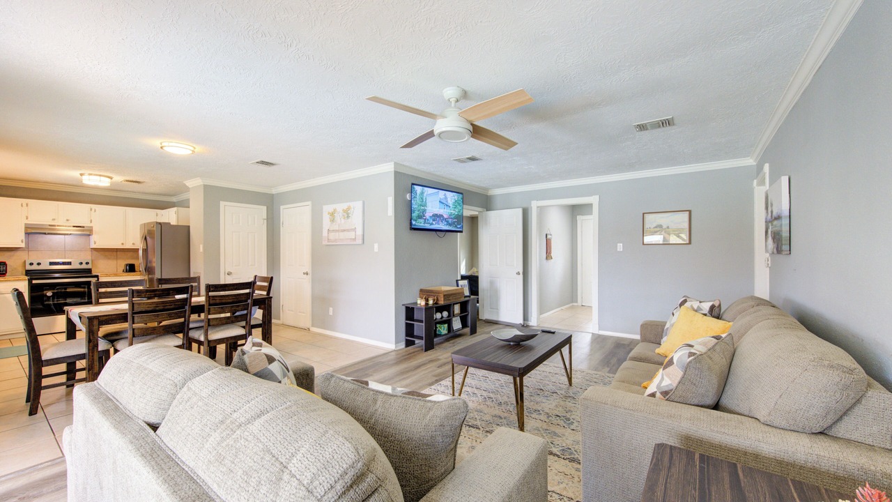 Photo of Livingroom in La Porte