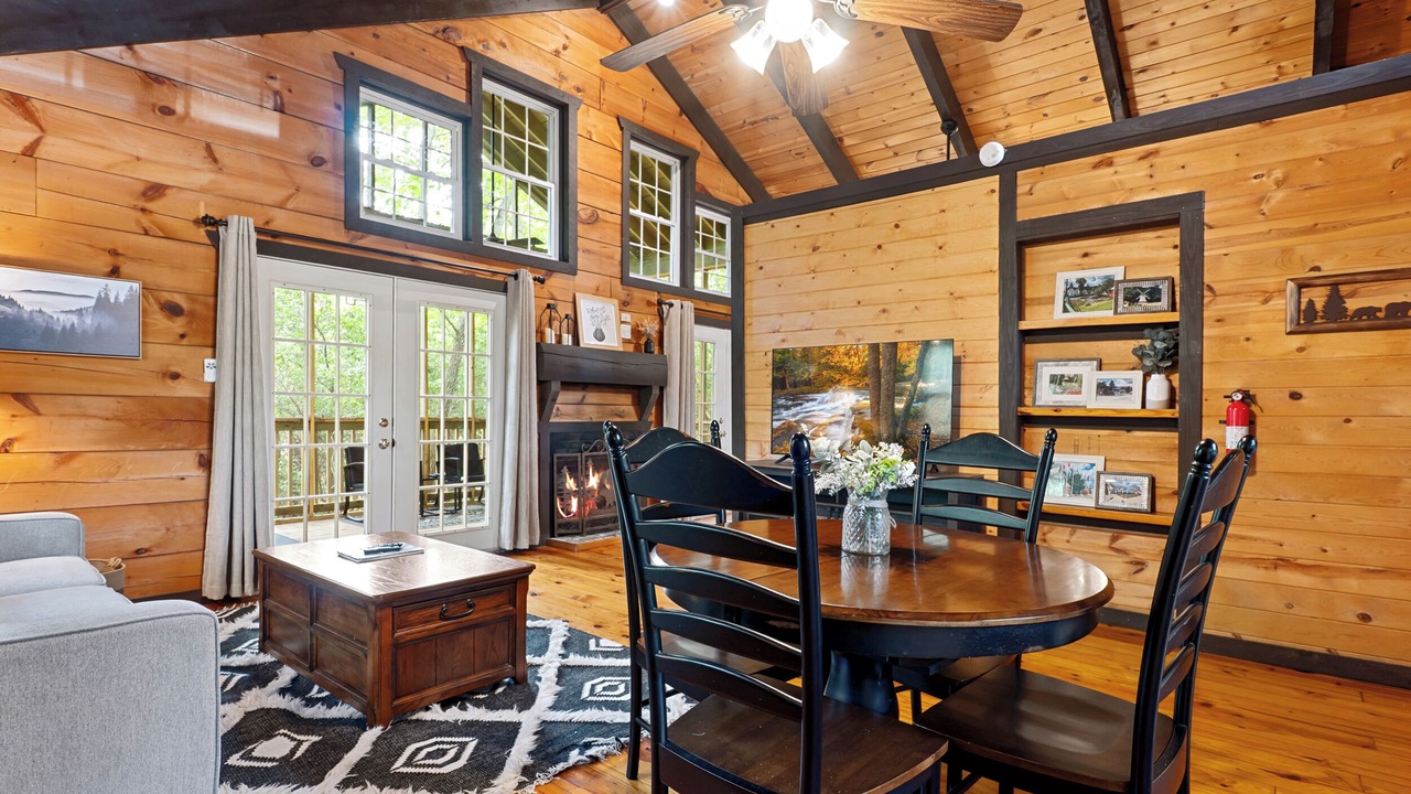 Photo of Livingroom in Sautee Nacoochee