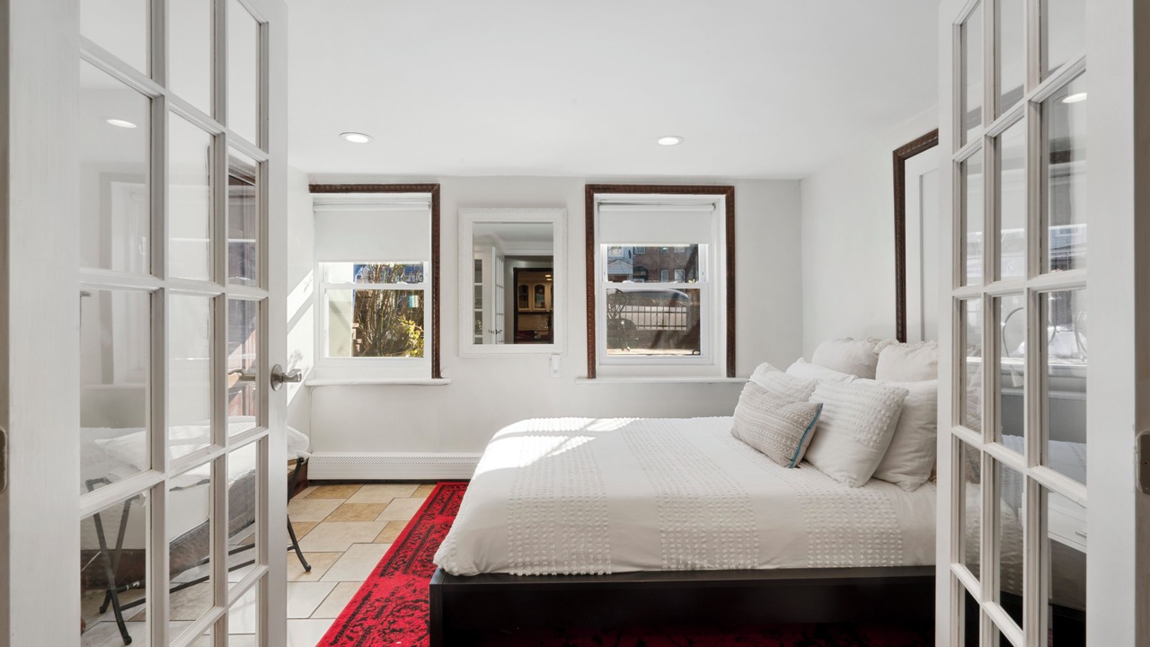 Photo of Bedroom in Communipaw