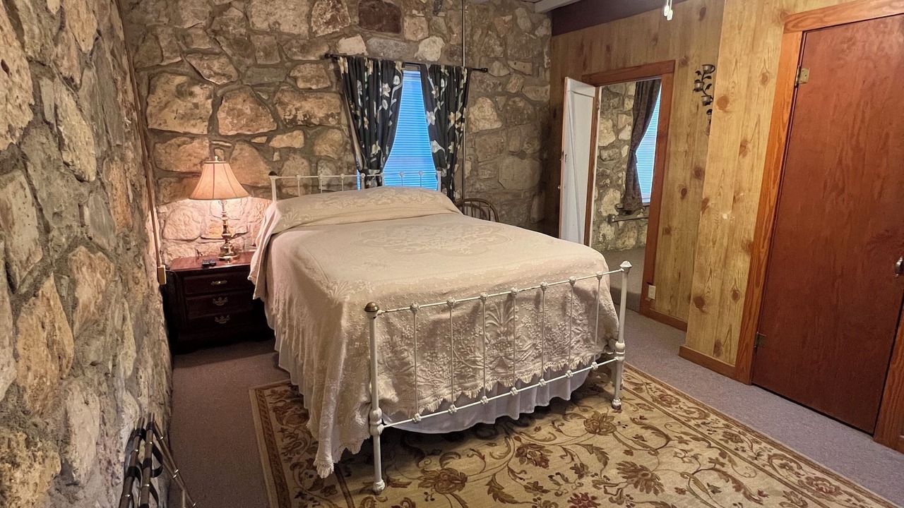 Photo of Bedroom in Hunt