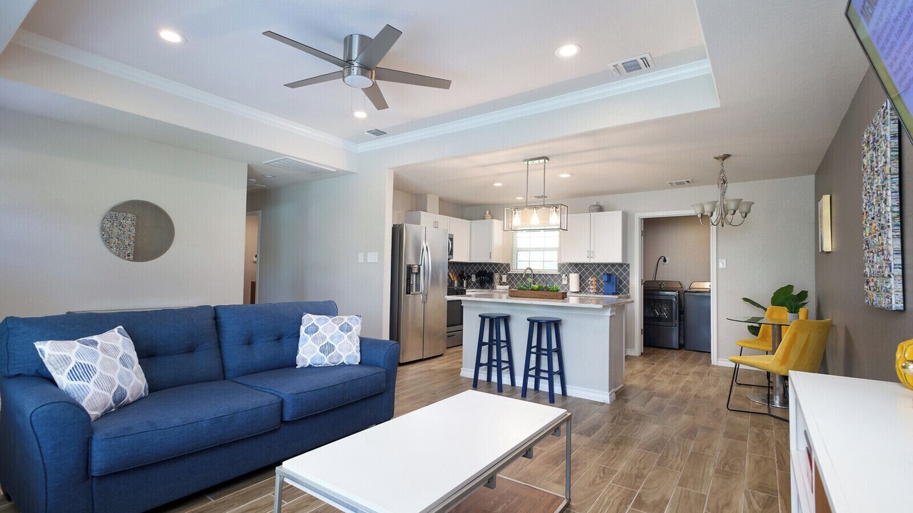 Photo of Livingroom in West San Antonio