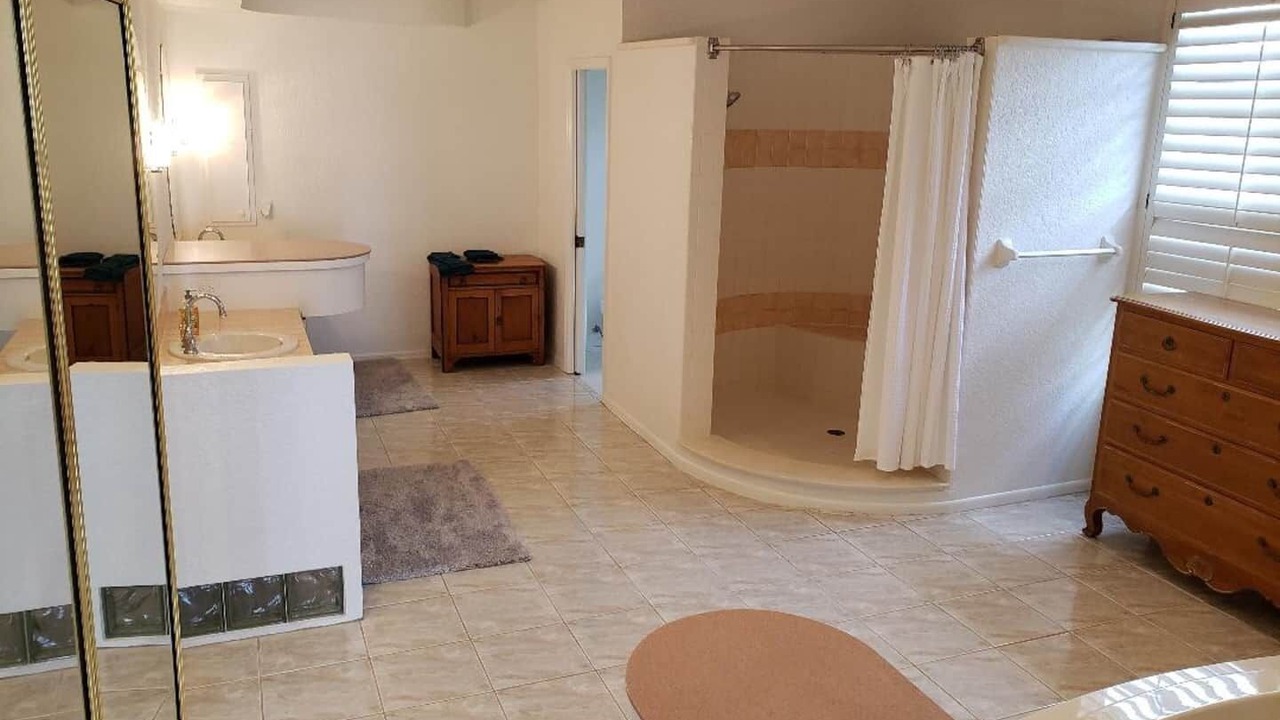 Photo of Bathroom in Gulf Cove