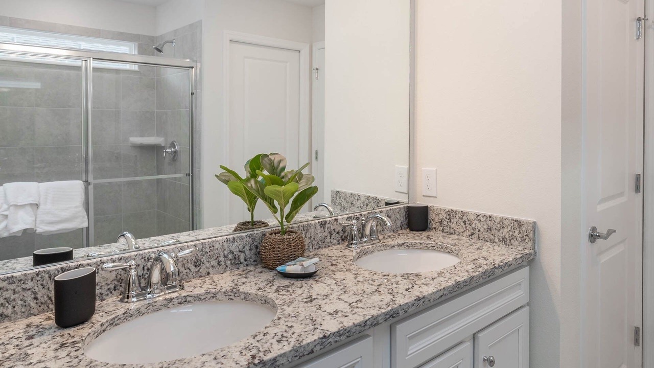 Photo of Bathroom in Davenport