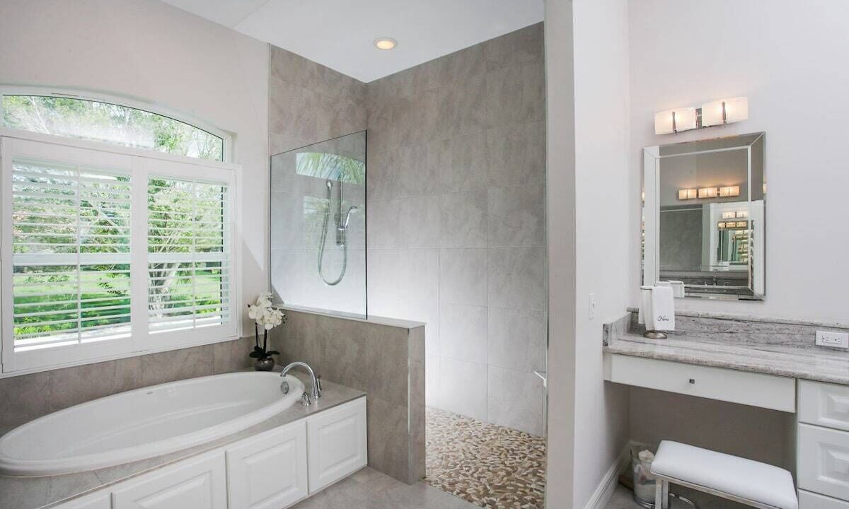 Photo of Bathroom in South Venice