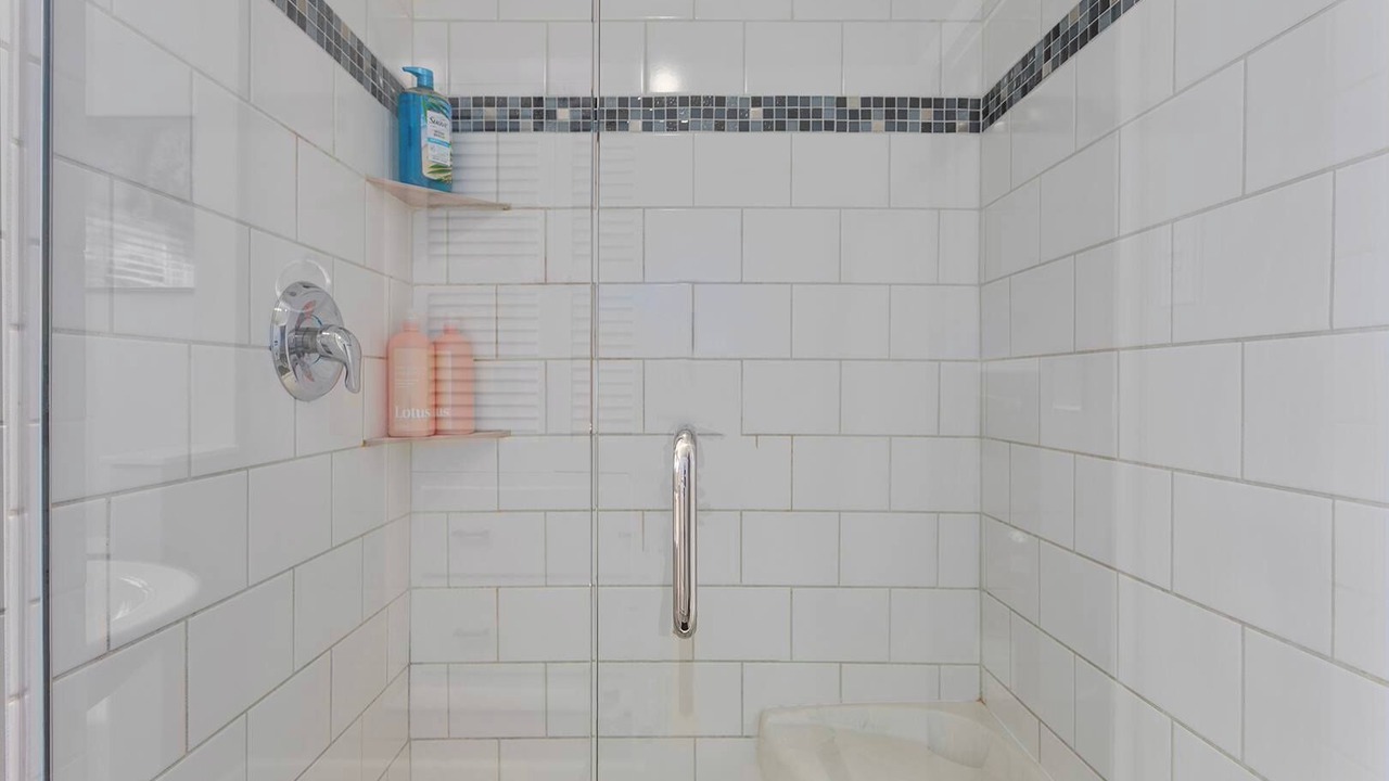 Photo of Bathroom in Lee's Summit