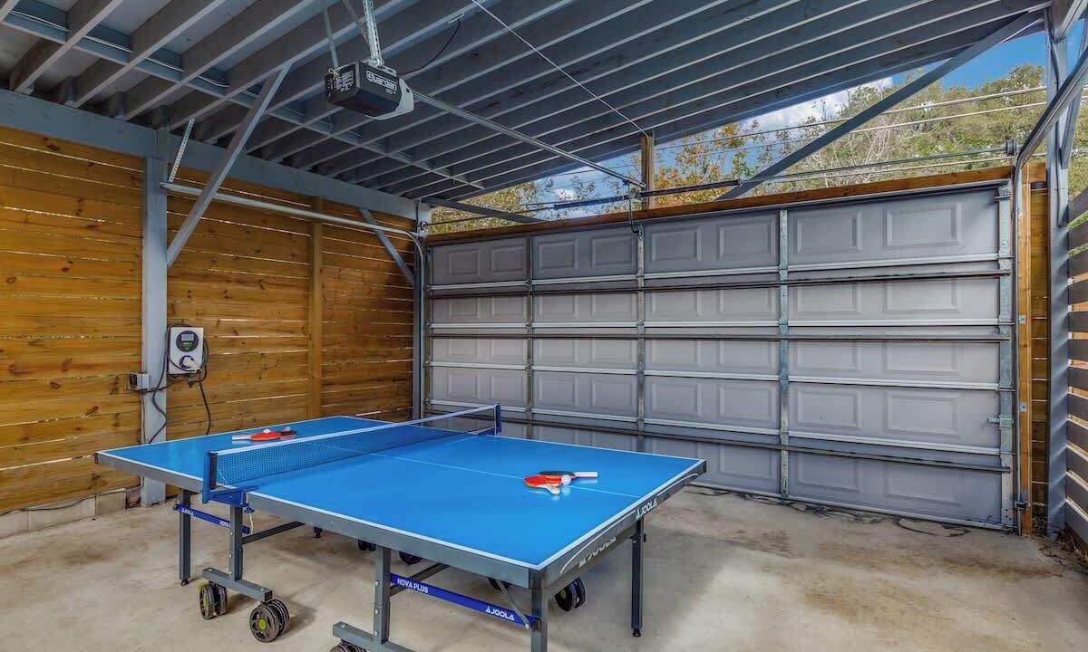 Photo of Outdoor in Oak Park - Northwood
