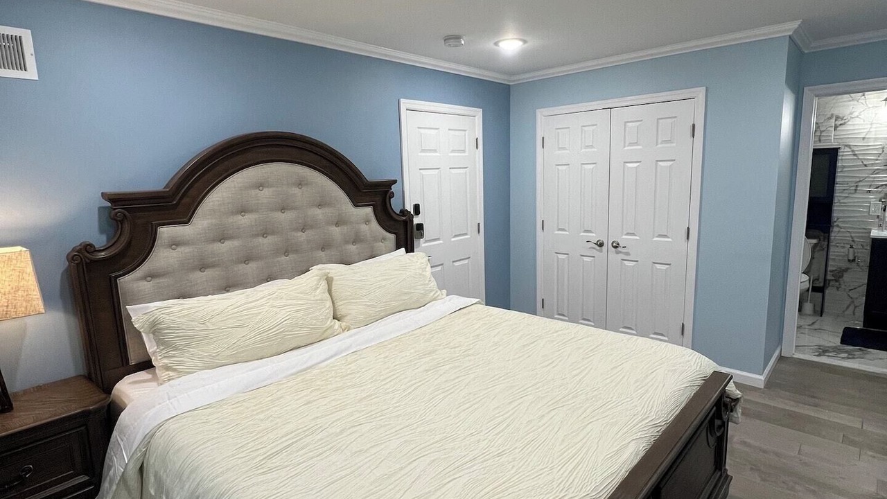 Photo of Bedroom in Belleville